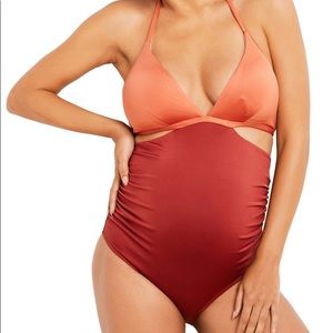 A Pea in the Pod NWT maternity swimsuit